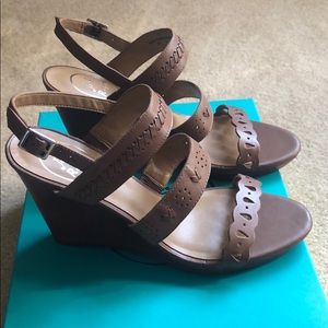 Jack Rogers Arden Sandals - size 8M